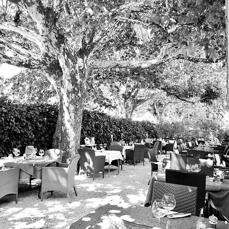 Le Bernon Hotel Connaux Bagian luar foto